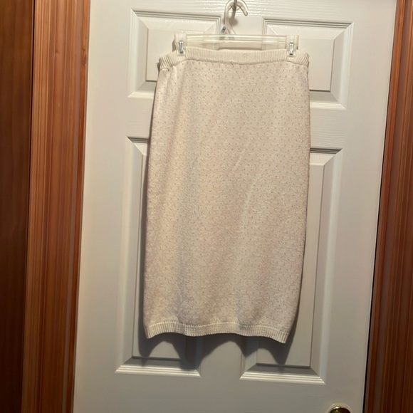 Vintage knit knack skirt, white knit,size med - Picture 1 of 8
